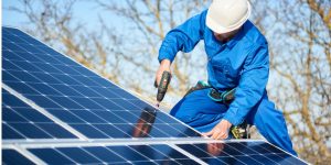 Installation Maintenance Panneaux Solaires Photovoltaïques à Merigon